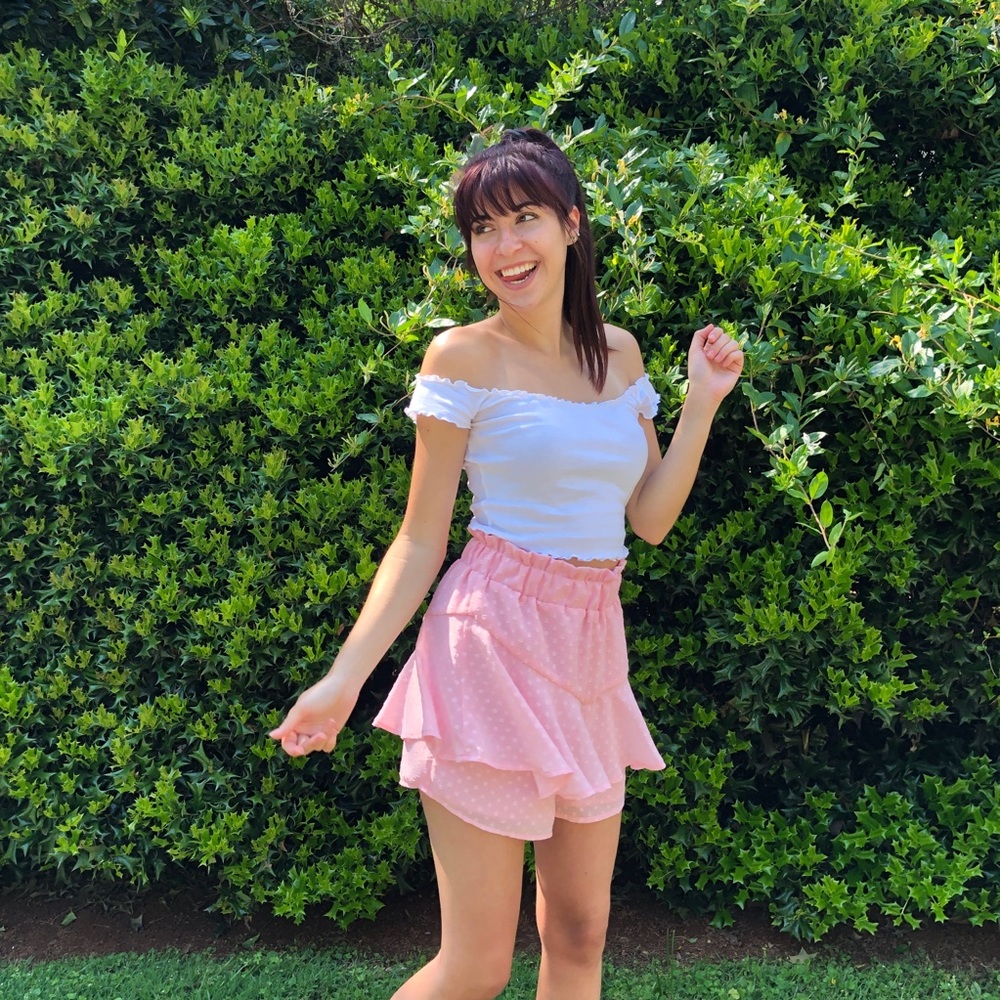 Shein pink frilly shorts